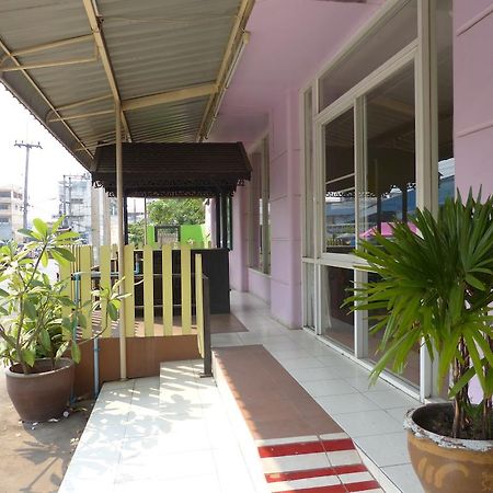 Hotel Silver Reef Udon Thani Exterior foto